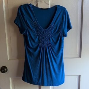 Cable Andgauge Blue V-Neck Ruched Women's Top